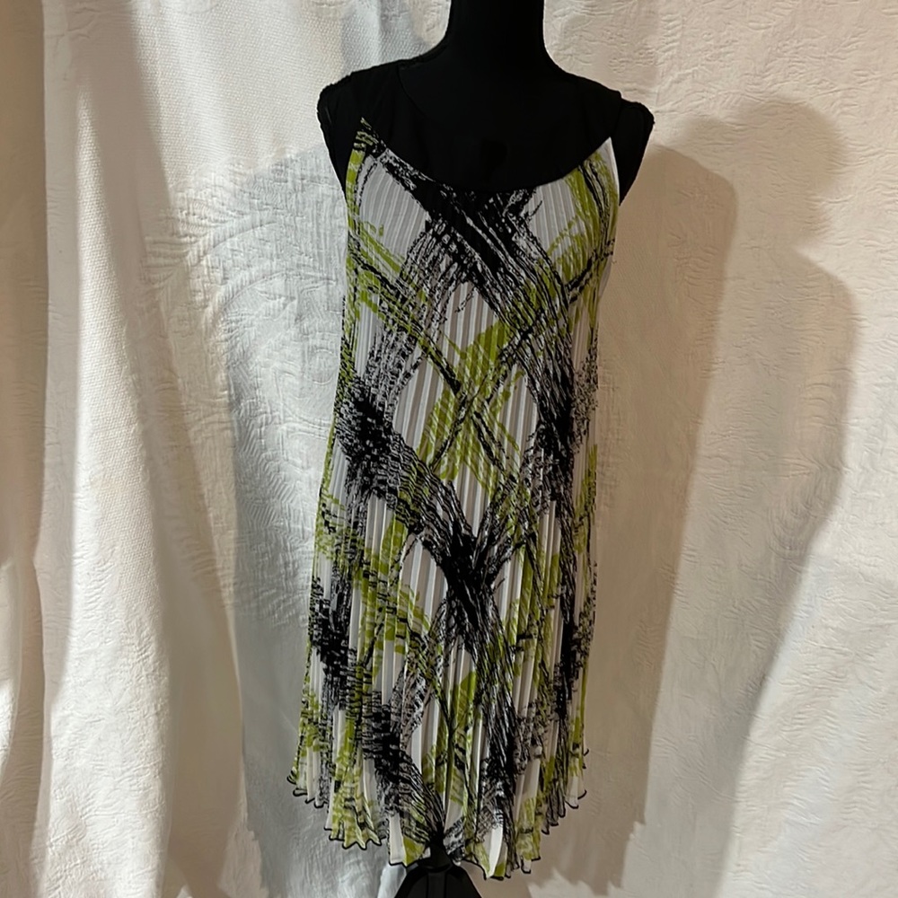 Voir Voir pleated sleeveless dress, size 8